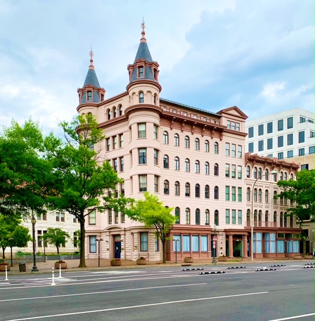 Luxury Homes In Penn Quarter, DC. View Every Home On The Market