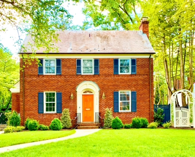 2500 Square Foot Homes For Sale in Washington, DC