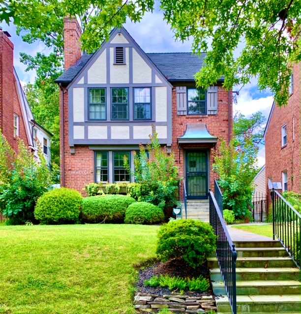 2500 Square Foot Homes For Sale in Washington, DC