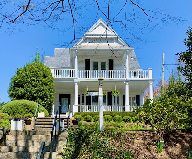 5Bedroom Houses For Sale in Washington, DC