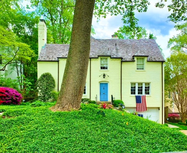 6000 Square Foot Homes For Sale in Washington, DC