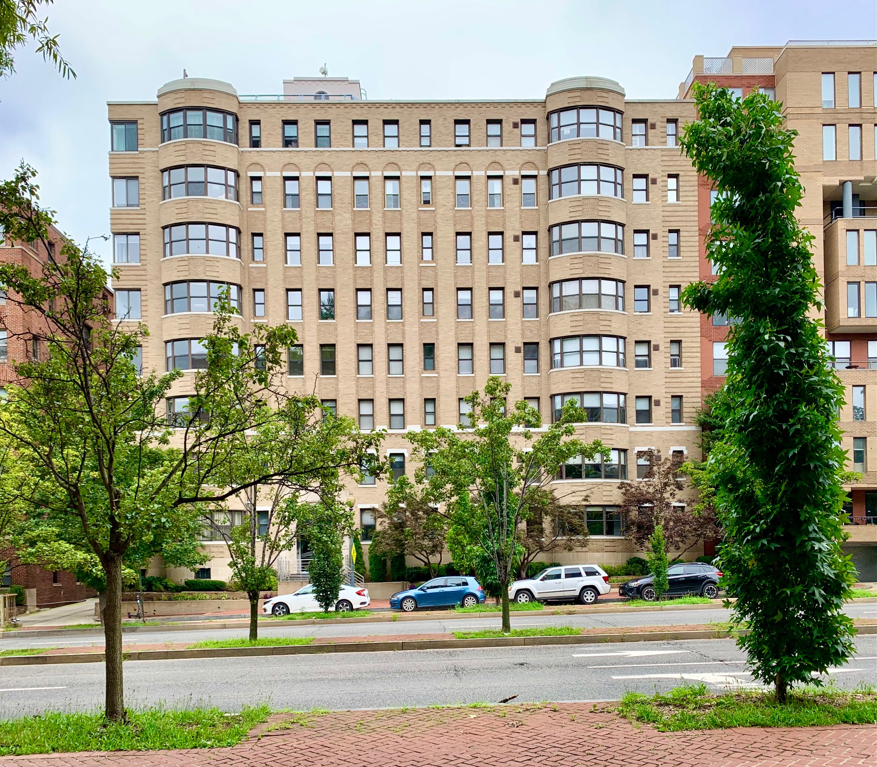 West End, Washington, DC 3 Bedroom Condos