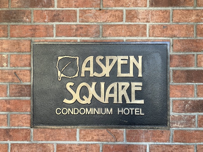 Aspen Square Condominium Hotel Sign