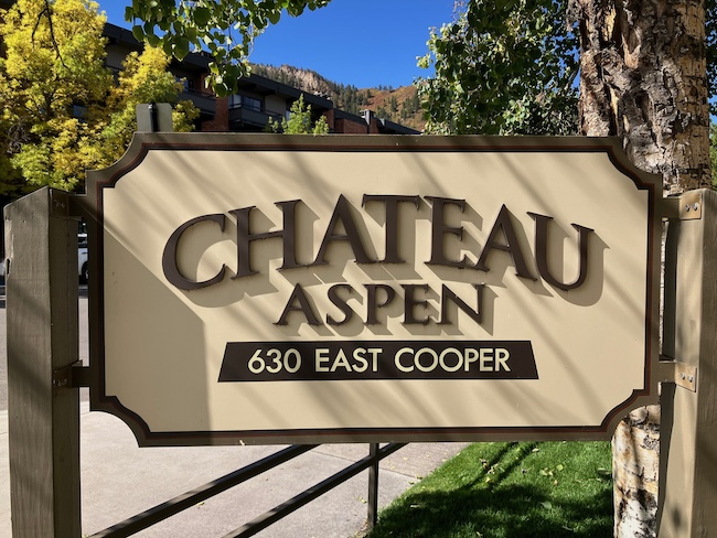 Chateau Aspen Condo Sign on Cooper Avenue