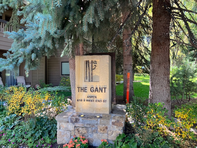 The Gant Sign in Aspen