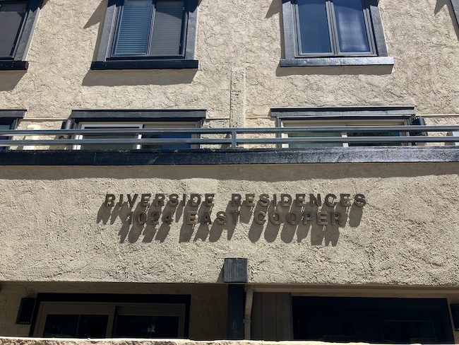 Riverside Residences Sign