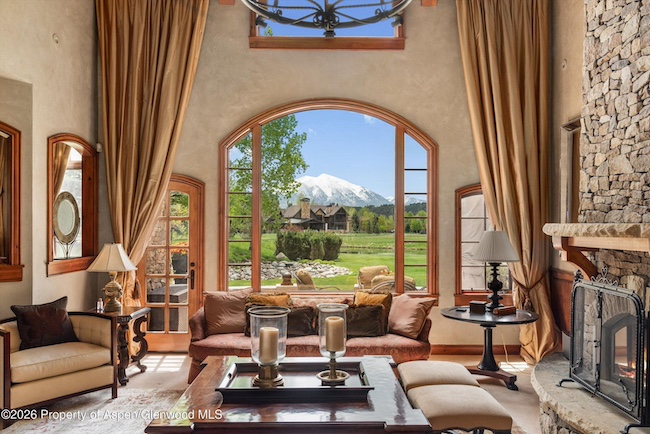 140 Osprey Circle in Aspen Glen