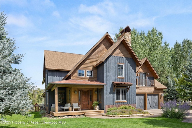 41 Choke Cherry Court in Blue Creek Ranch