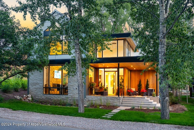813 W Smuggler Street in Aspen
