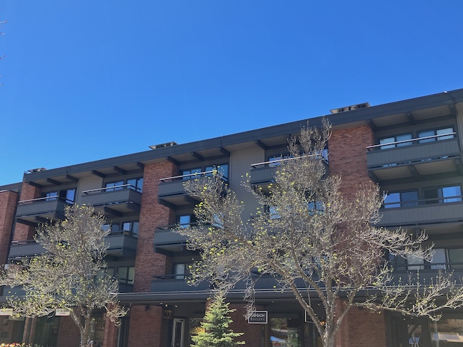 Aspen Square Condos