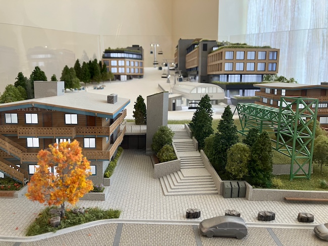 Chalet Alpina Scale Model