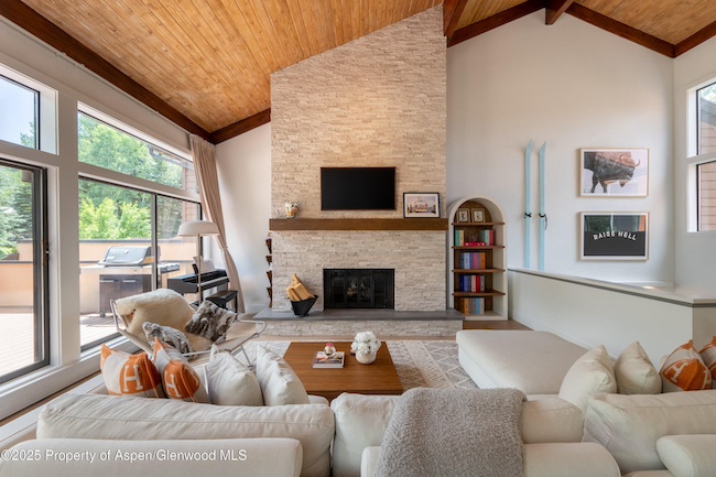 Country Club Townhome 51