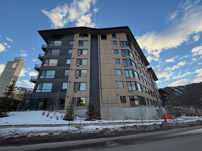 Electric Pass Lodge in Snowmass Village