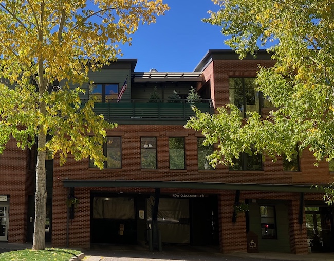 Obermeyer Place Parking Entrance