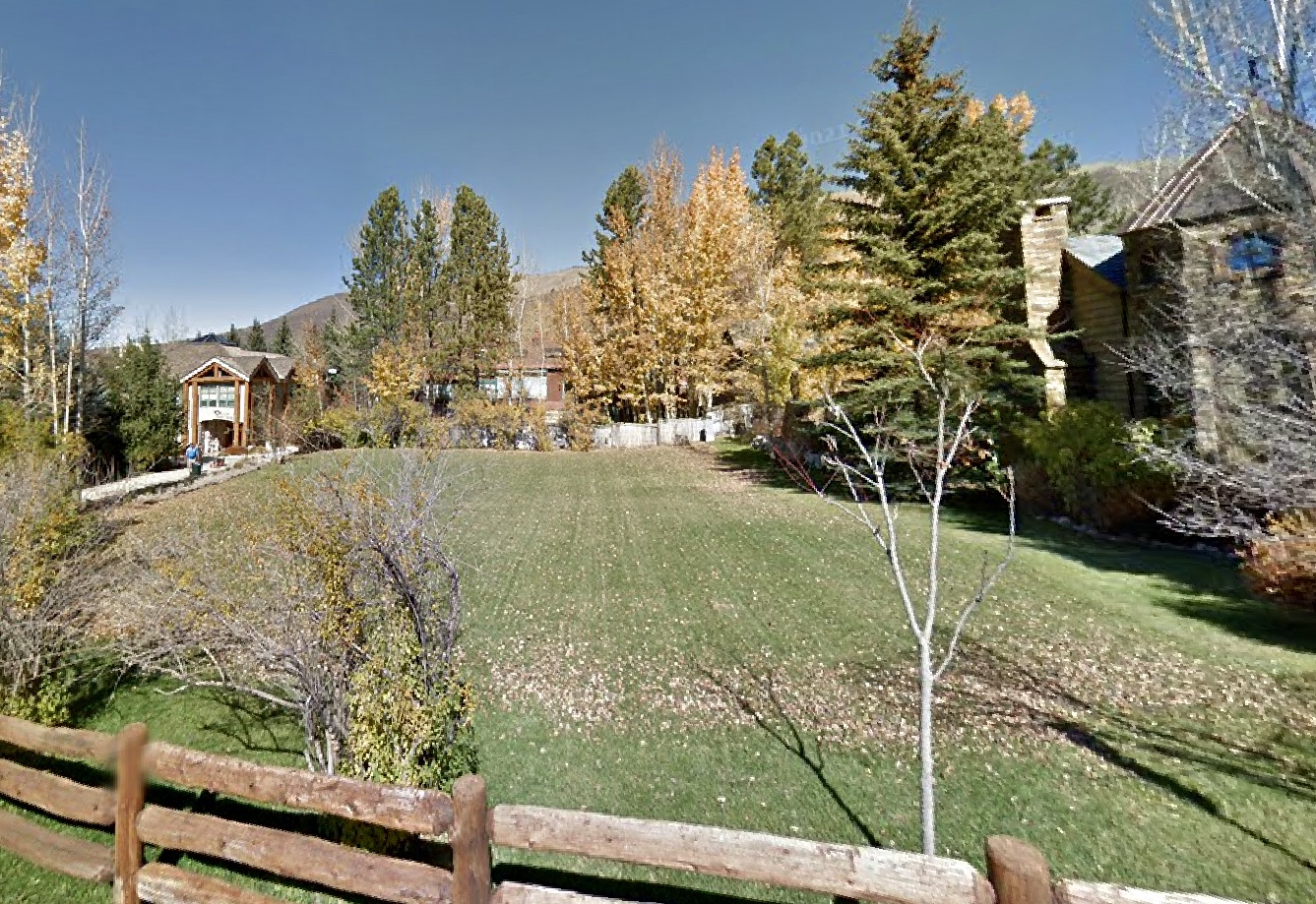 West End on an October Fall Day in Aspen