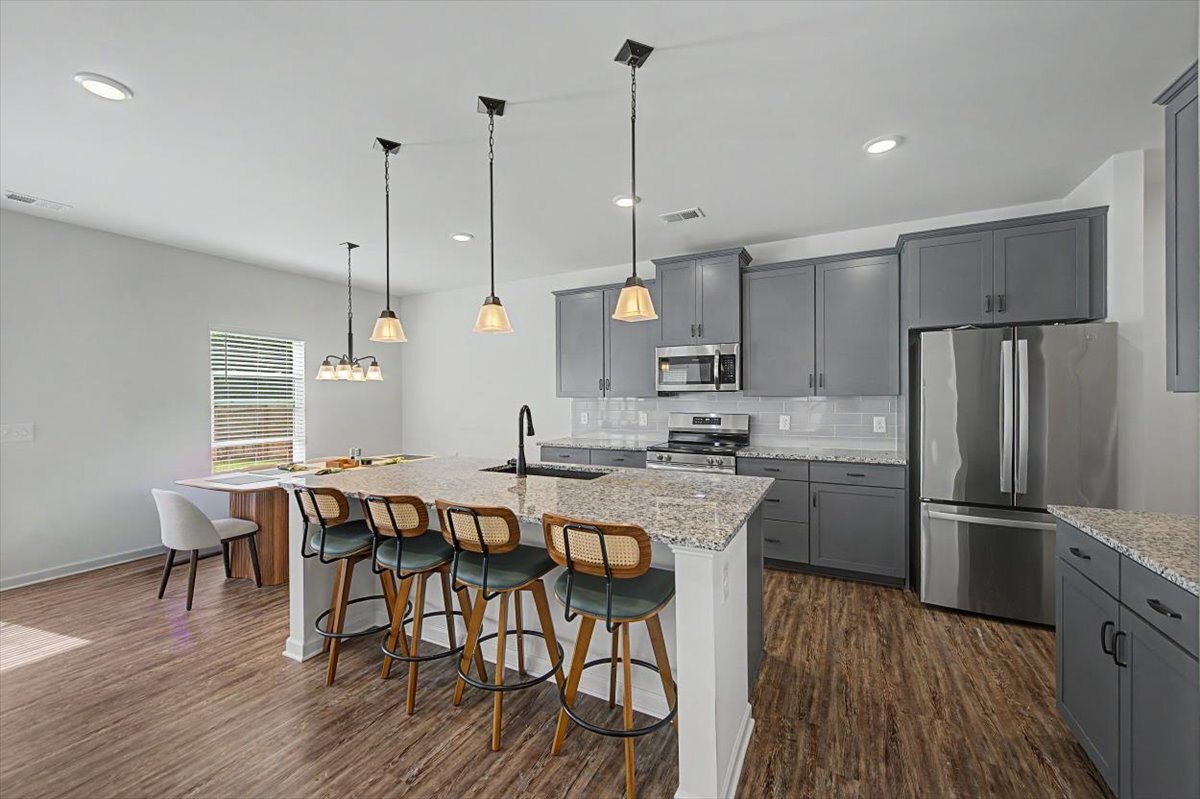 14 Mossy Oak Ln - Kitchen detail