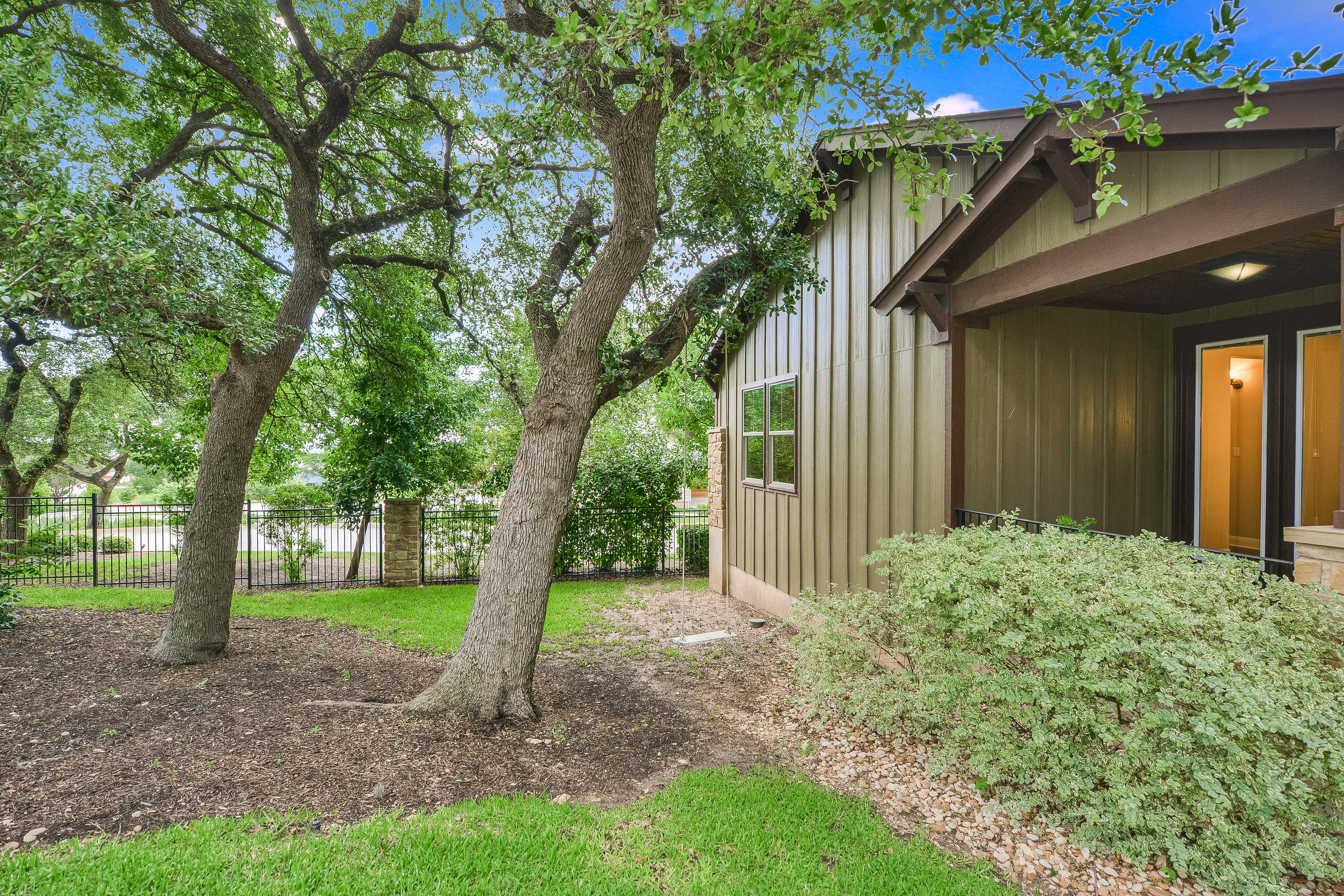 14501 Falcon Head Blvd 44 Austin TX 78738 ML 9345373 Lori