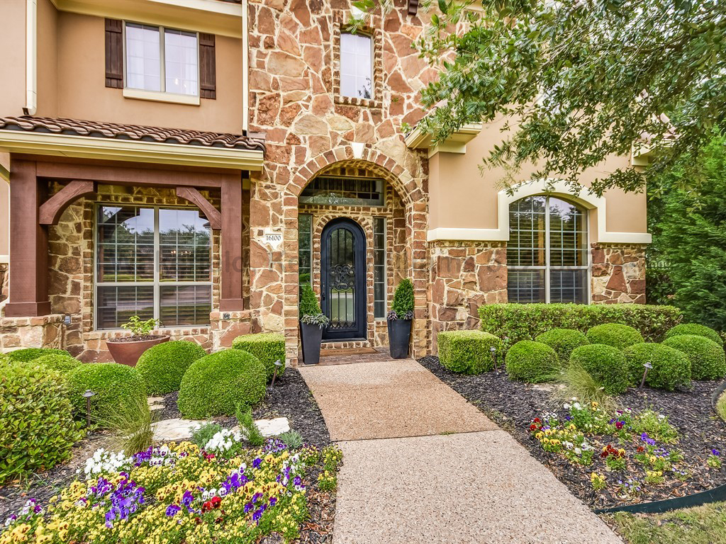 16100 Ozarks Path Austin TX | MLS 6728763 | Lori Wakefield REALTOR Keller Williams