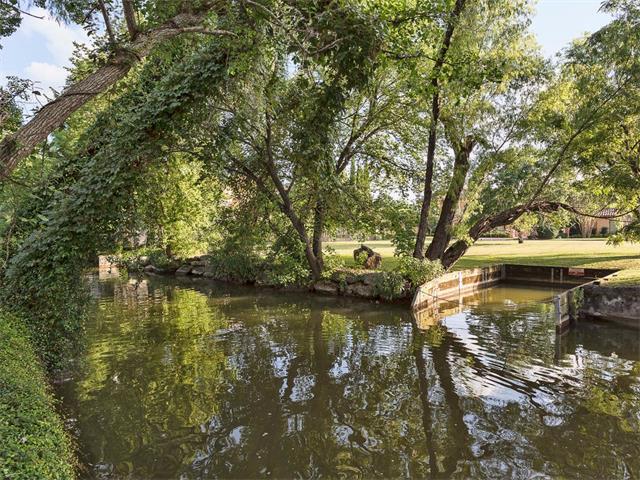 lake austin waterfront home for sale 4705 Island Cove, Austin TX 78731