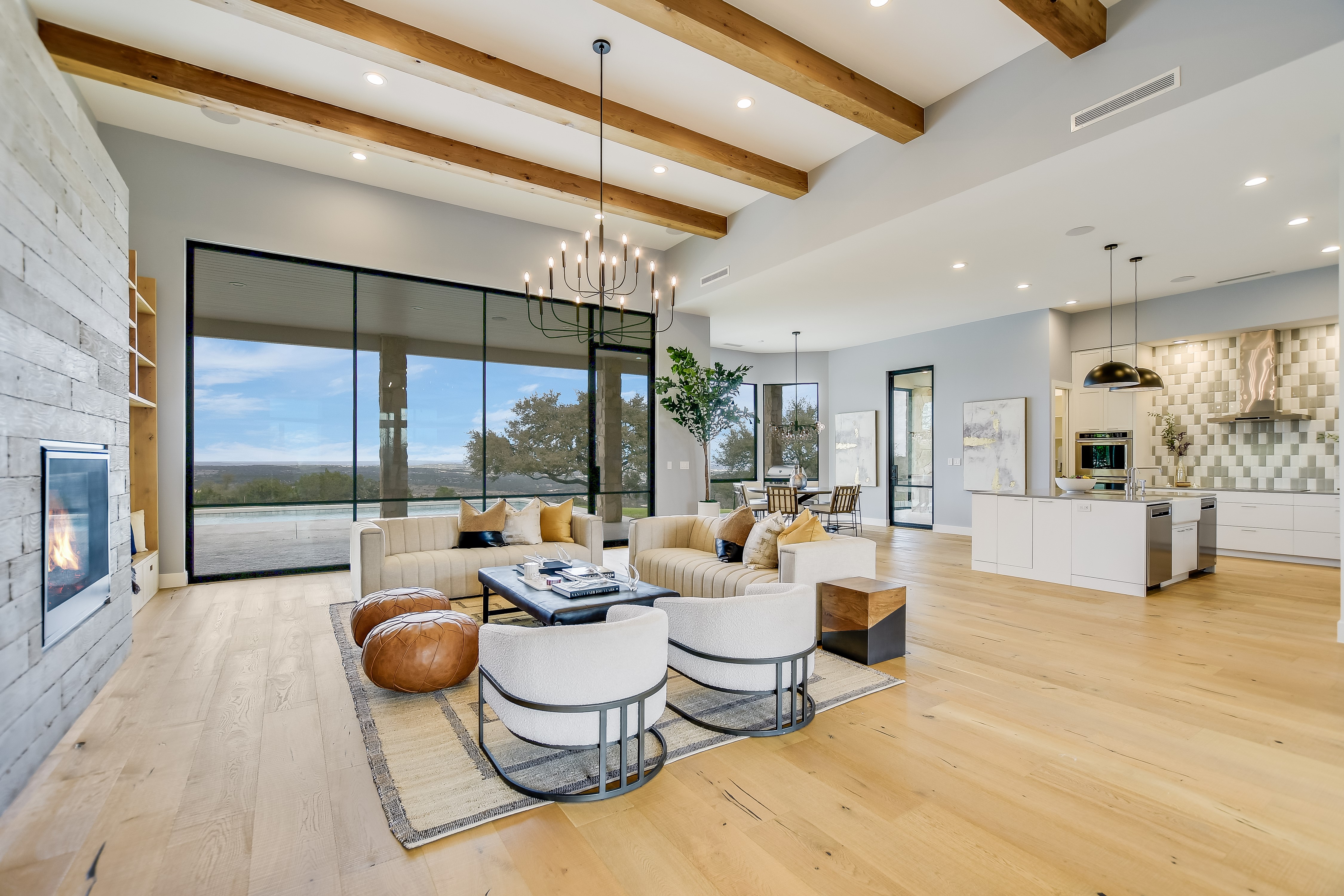 7816 Lynchburg Austin TX living room | Lori Wakefield REALTOR Keller Williams Realty