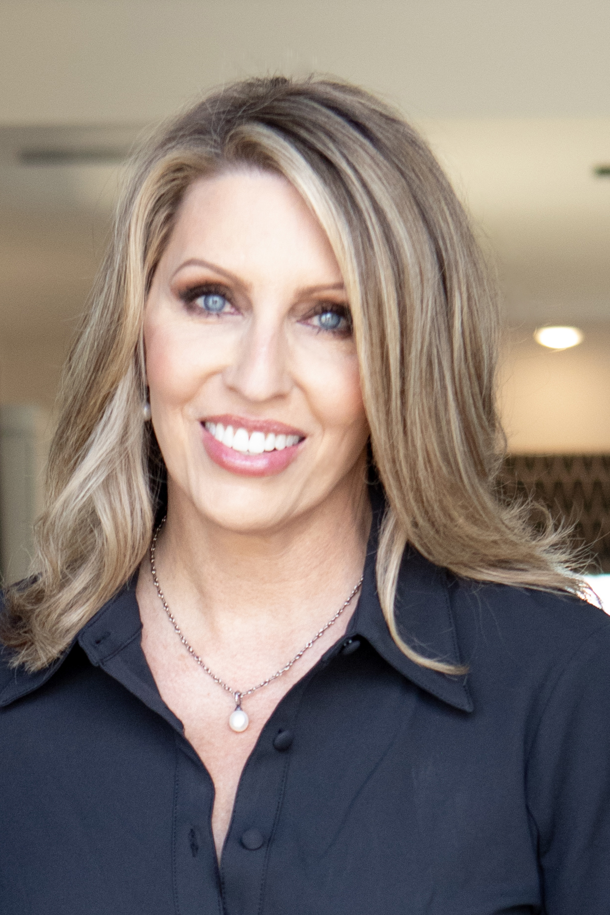 Lori Wakefield, REALTOR | Keller Williams Lake Travis | Top 1.5% Real Estate Agent Nationally | Luxury Home Specialist | Lake Travis, West Austin & Hill Country | Keller Williams Lake Travis | 512.657.4555