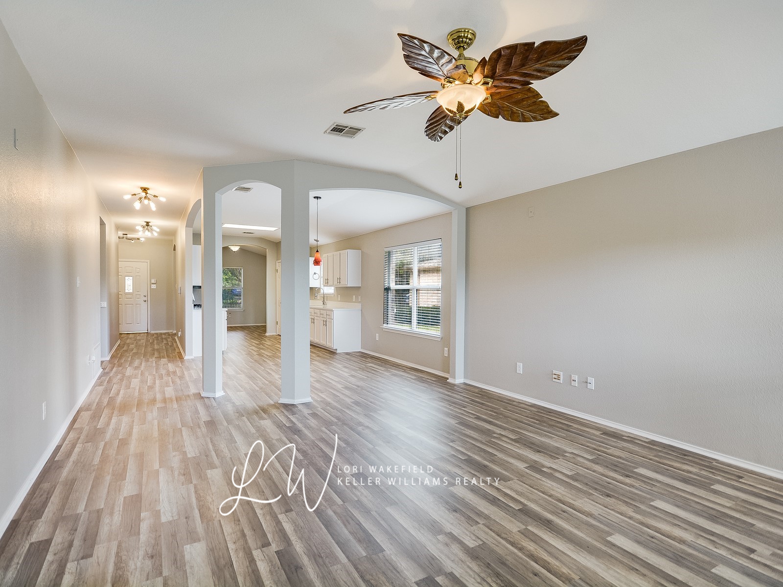Living Room | 12008 Kilmartin Ln Austin TX 78754 | Lori Wakefield REALTOR 