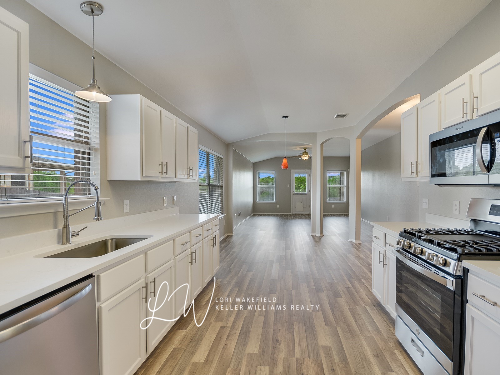 Kitchen and Breakfast area | 12008 Kilmartin Ln Austin TX 78754 | Lori Wakefield REALTOR 