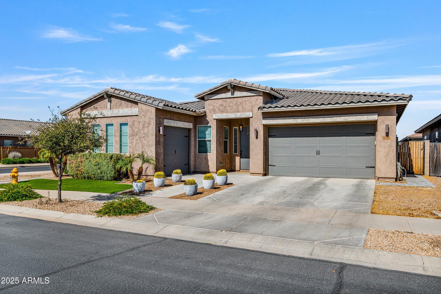 New construction home in Gilbert Arizona - 2025 housing market trends by Jermaine Miller