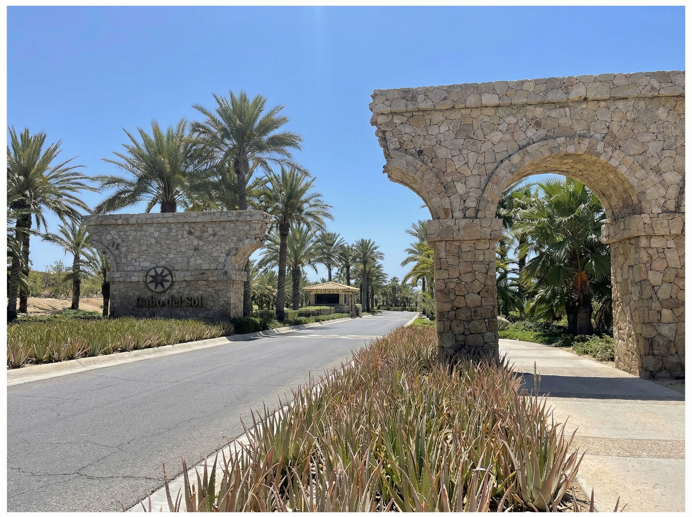 cabo del sol entrance