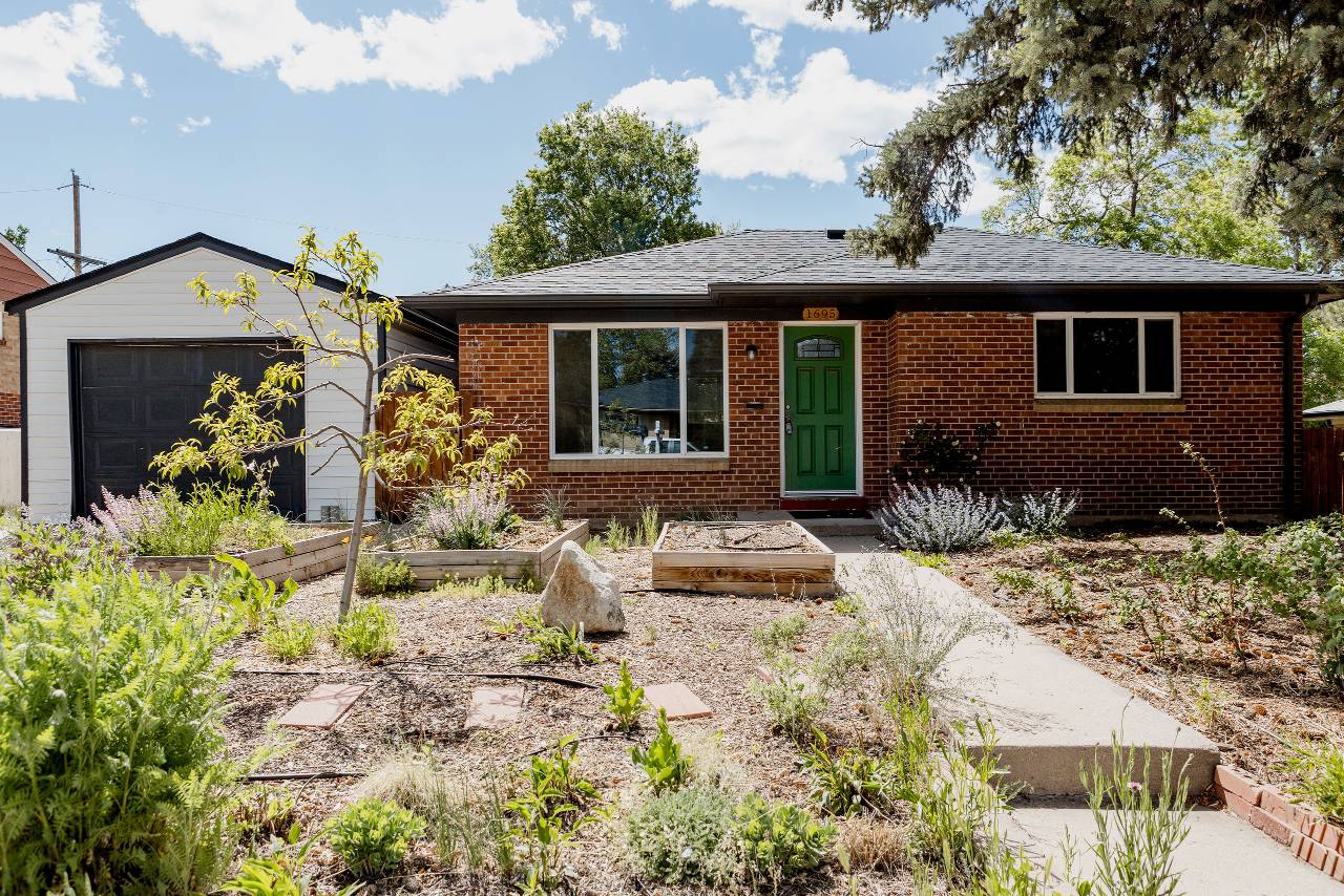  1695 South Beach Court Denver, CO