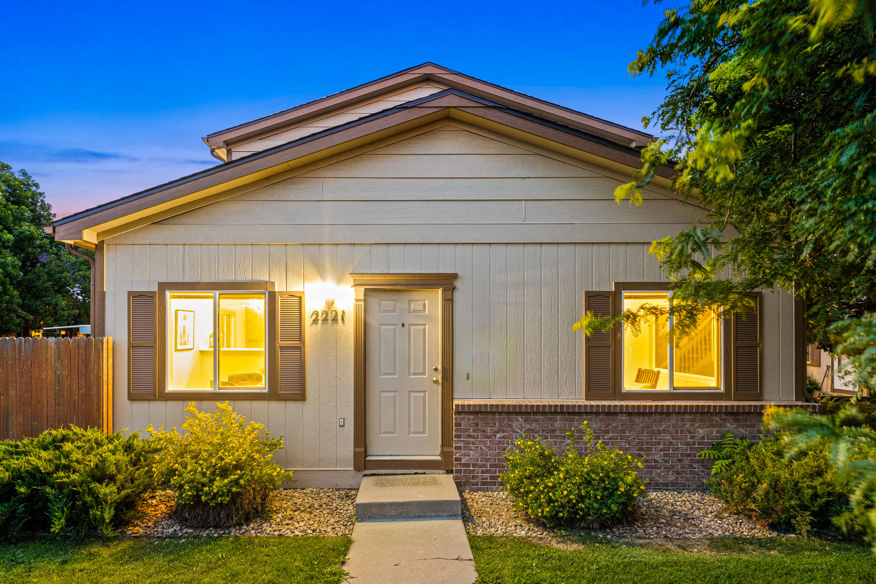 2221 Devonshire Court, Denver, CO 80229