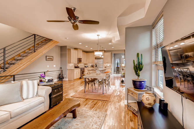 3831 Utica living room