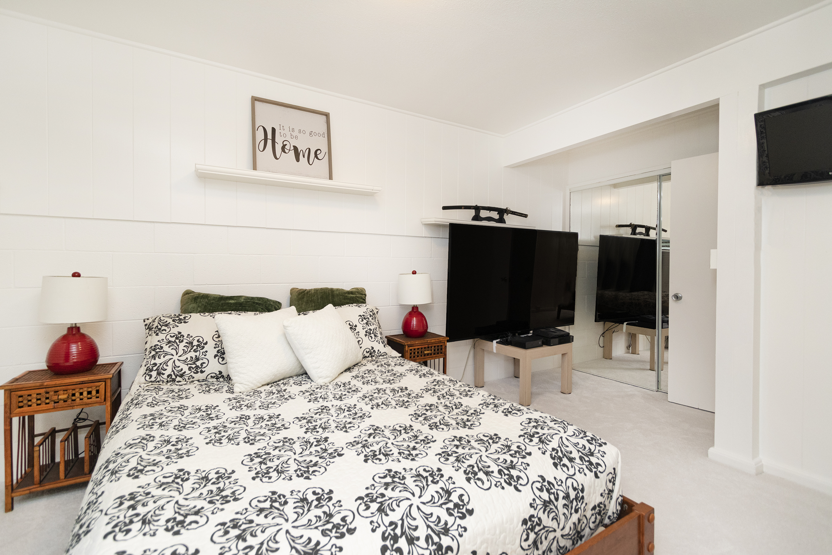Downstairs Bedroom at 380 Puiwa Road, Honolulu, HI 96817