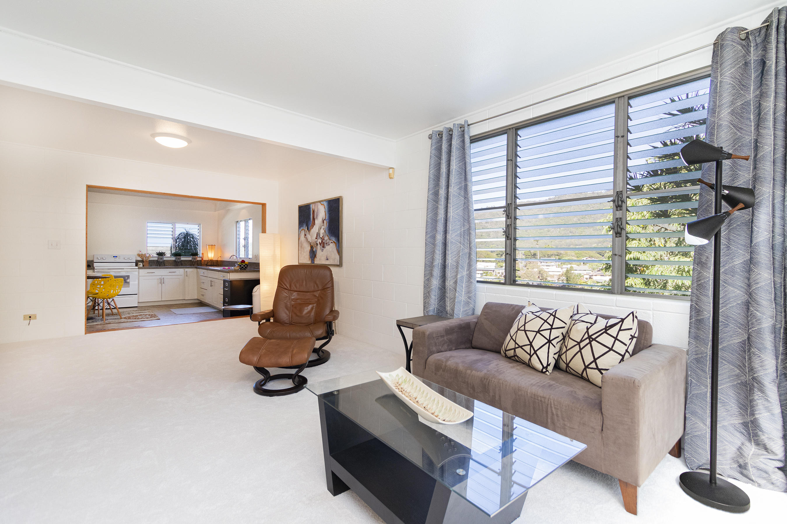 Downstairs Living Area at 380 Puiwa Road, Honolulu, HI 96817
