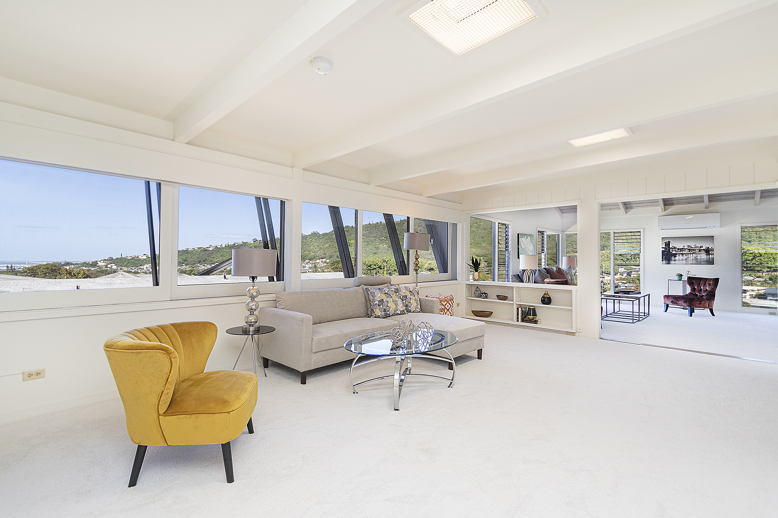 Family Room at 380 Puiwa Road, Honolulu, HI 96817