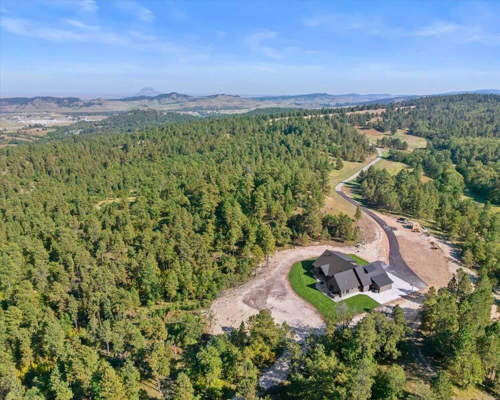 Search Black Hills, SD Homes with Acreage Real Estate