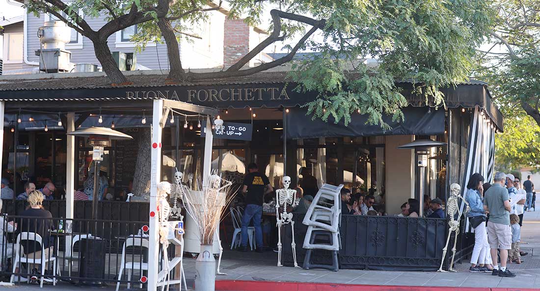 busy evening at buona forchetta south park