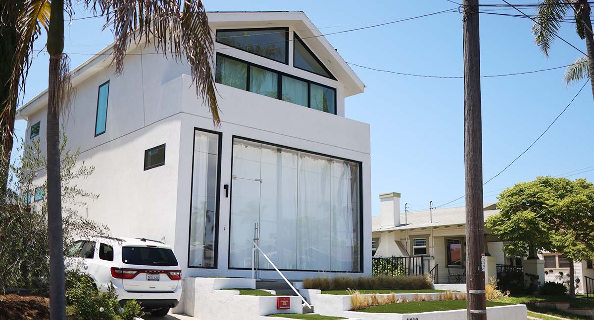 modern mission hills home overlooking old town