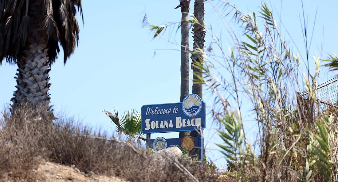 solana beach town sign