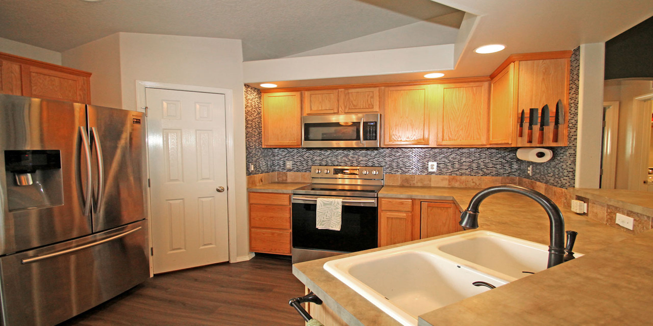 17258 N Collins Ct, Nampa, ID 83687 Kitchen