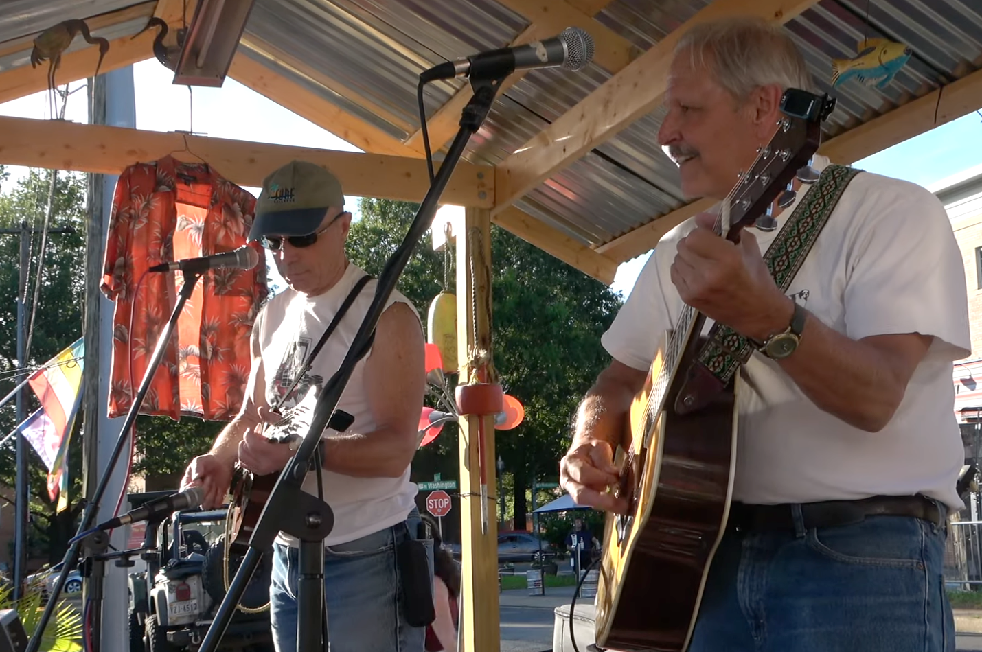 Live Music Dan and Chuck