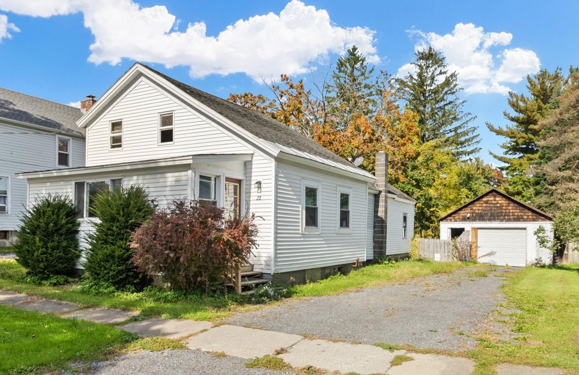 22 Brainard Street Whitesboro, NY