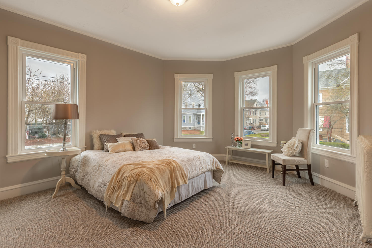 100 Fort Hill Rd Lowell, MA 01852