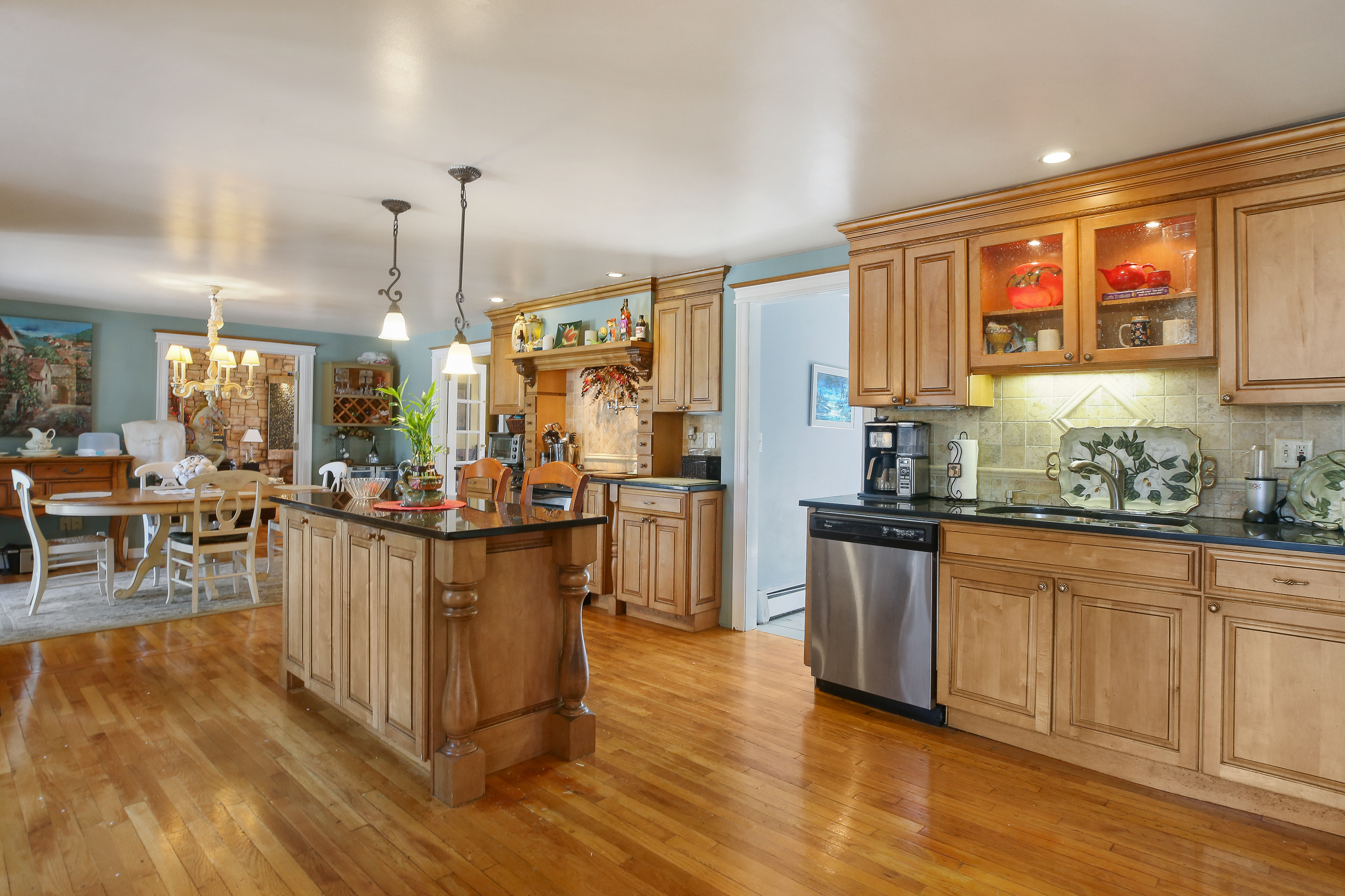 1794 Salem St North Andover