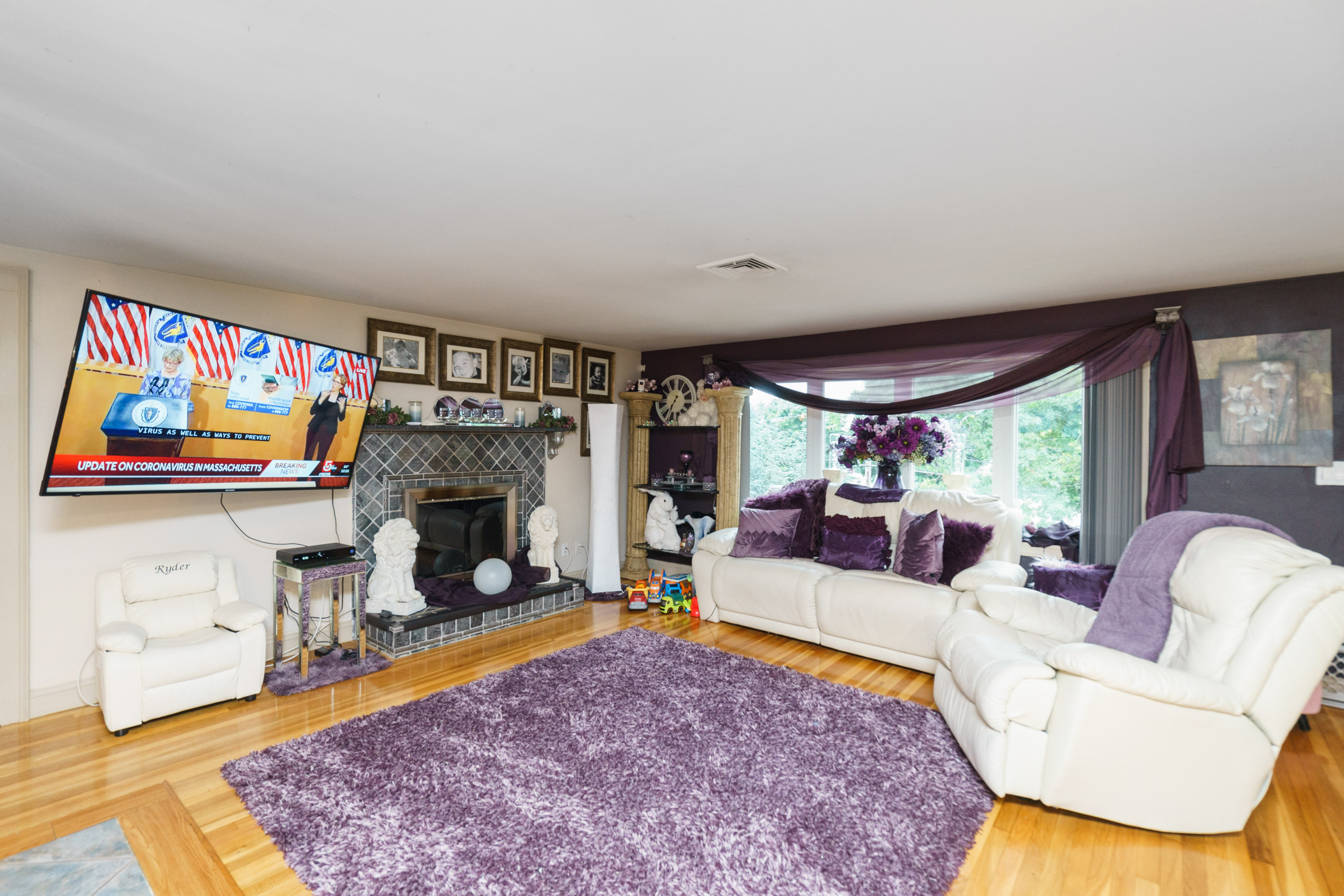 Saugus Single Family Home for Sale