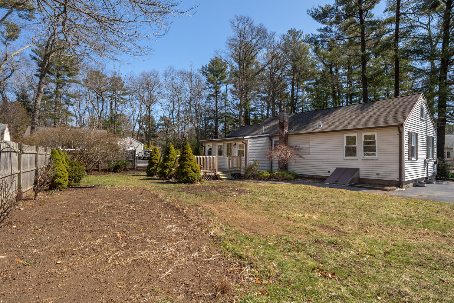 8 Ruth Road Pembroke, MA 02359
