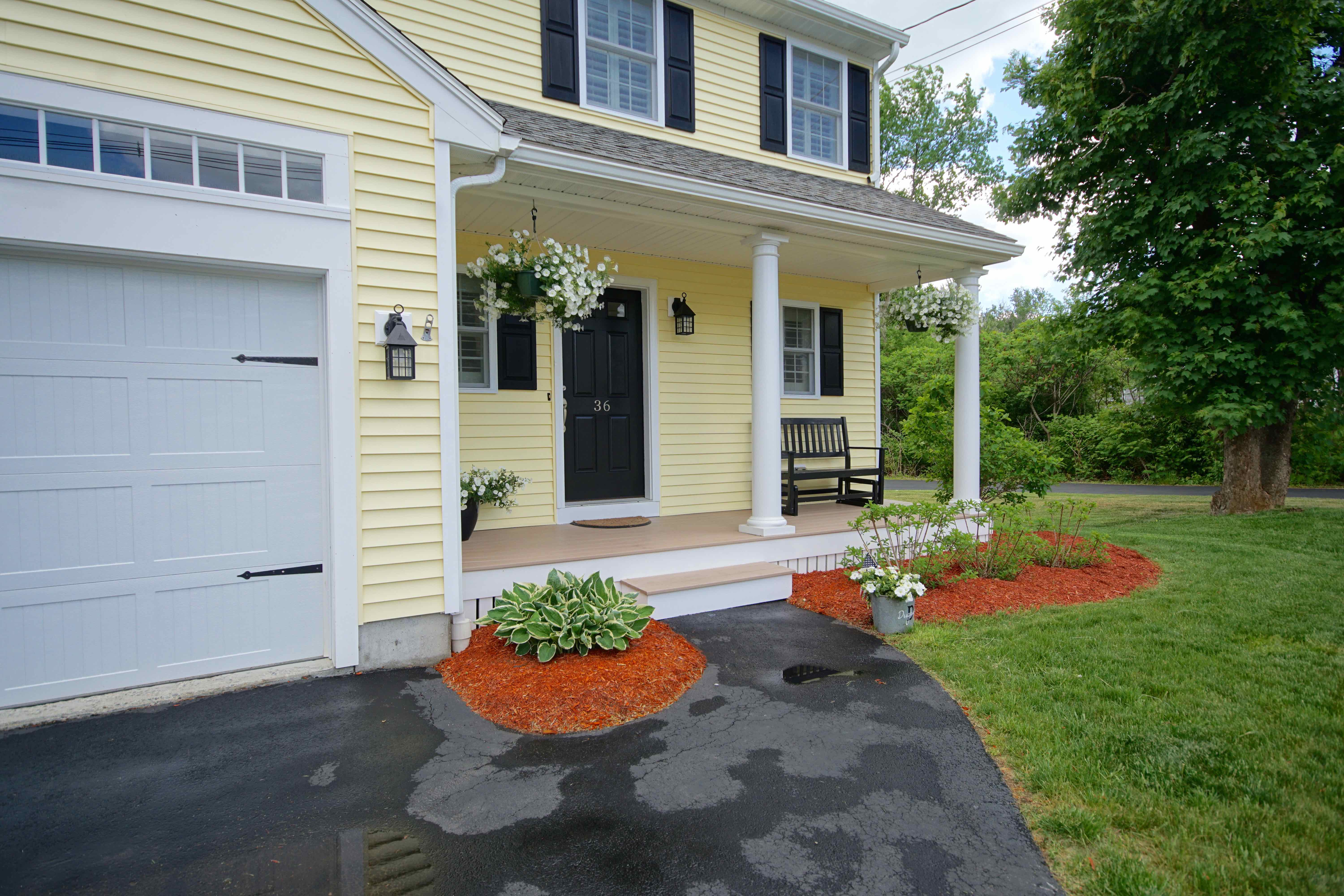 36 Topsfield Rd Ipswich, MA 01938