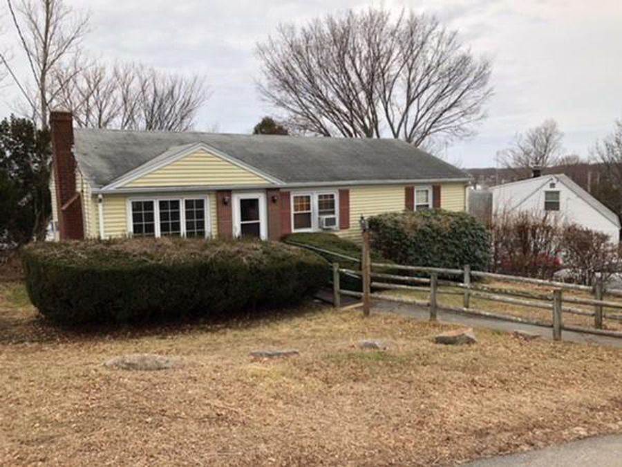 Prospect Hill Dr Adorable ranch with curb appeal! Make this your own
