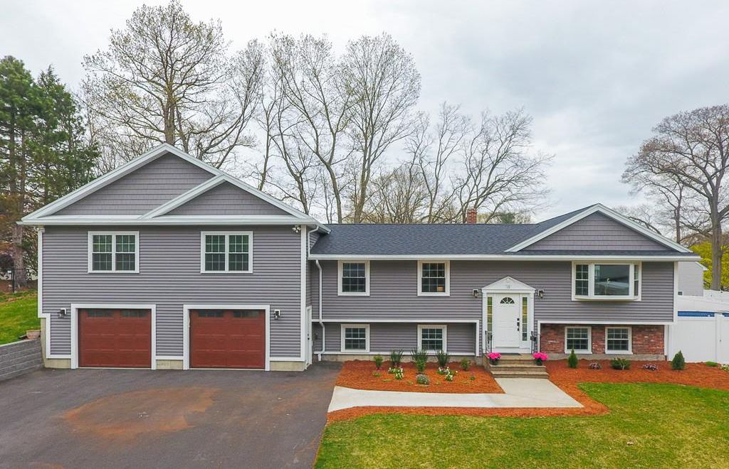 Antrim Rd Beautifully well maintained split level home in the most