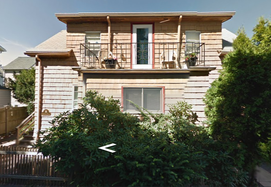 Barton Place Single family home that contains 992 sq ft and was built in 1920. It contains 3